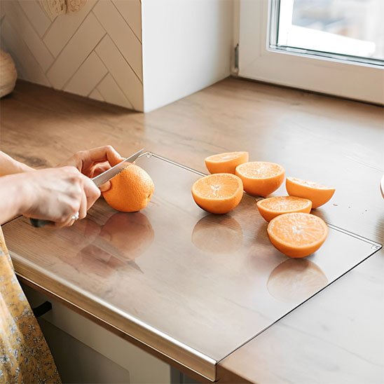 Planche a decouper ClearCut coupe trois orange